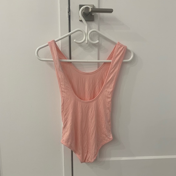 SEXY SIDE CUT OUT BODYSUIT - Picture 4 of 4